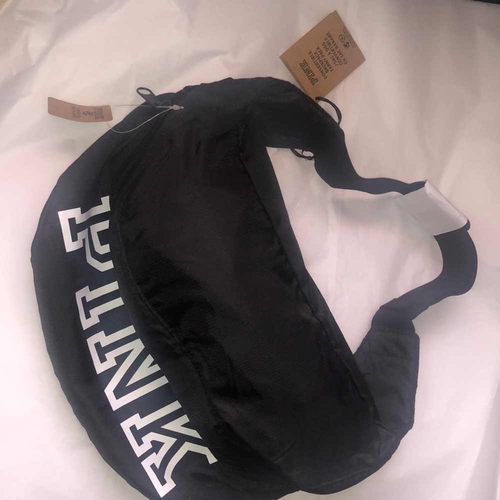 NWT PINK Victoria’s Secret Convertible Backpack Fanny Pack Black/white PINK Logo